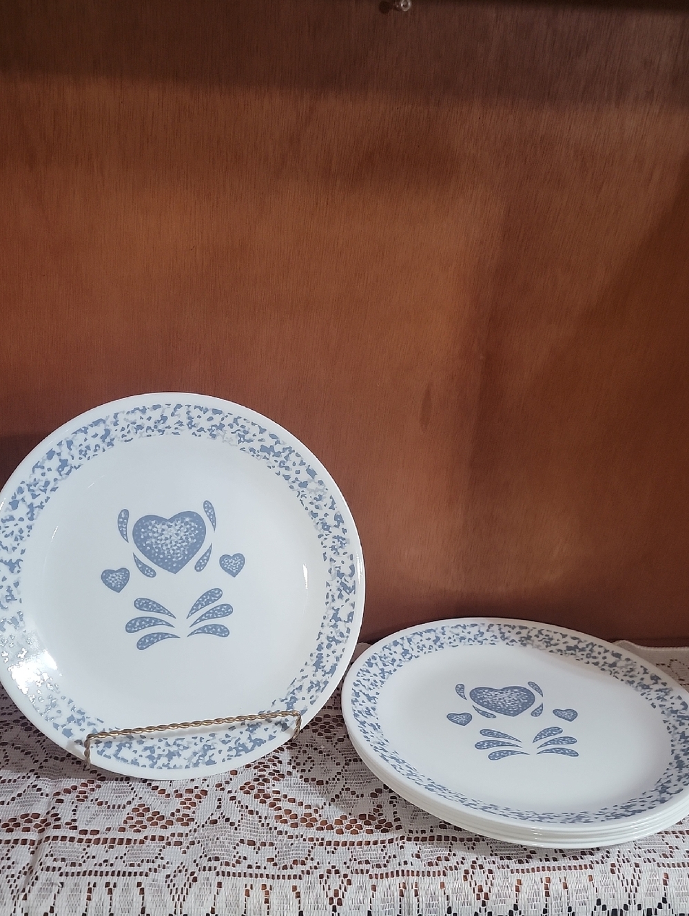 6 Corelle White and Blue Heart Motif Dinner Plates